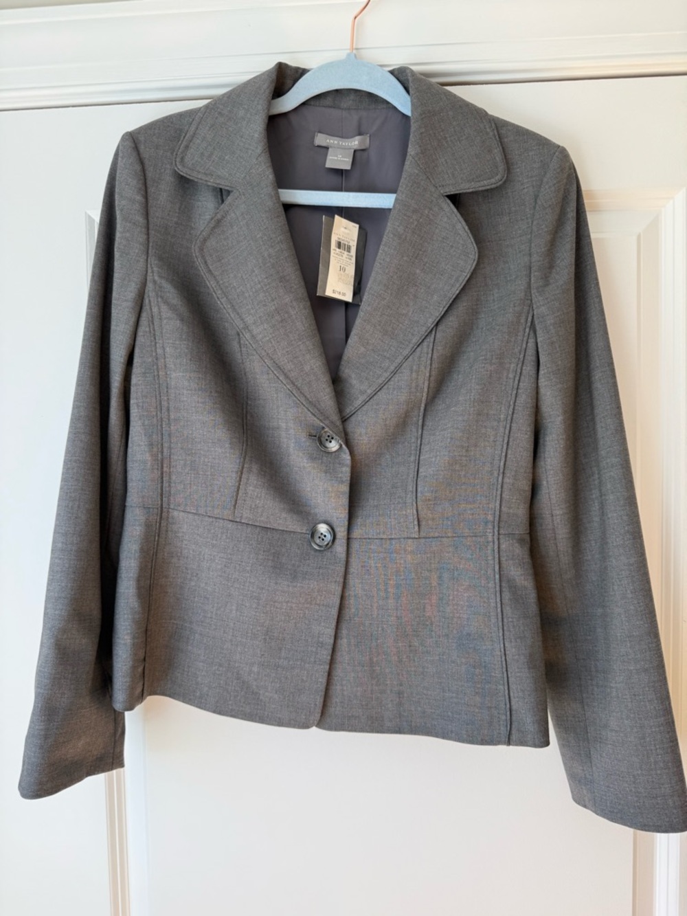 NWT, Ann Taylor Gray Women's Wool Suit Jacket / Blazer, Size 10
